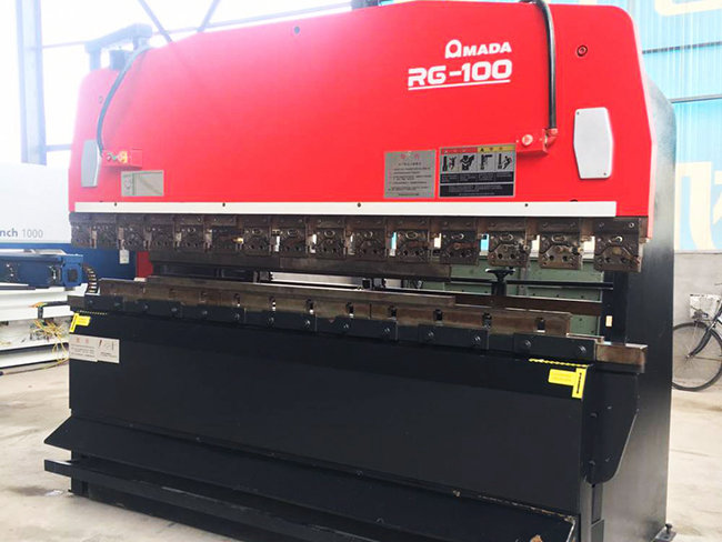 AMADA-RG-100数控折弯机