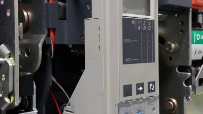 断路器内部组成部分